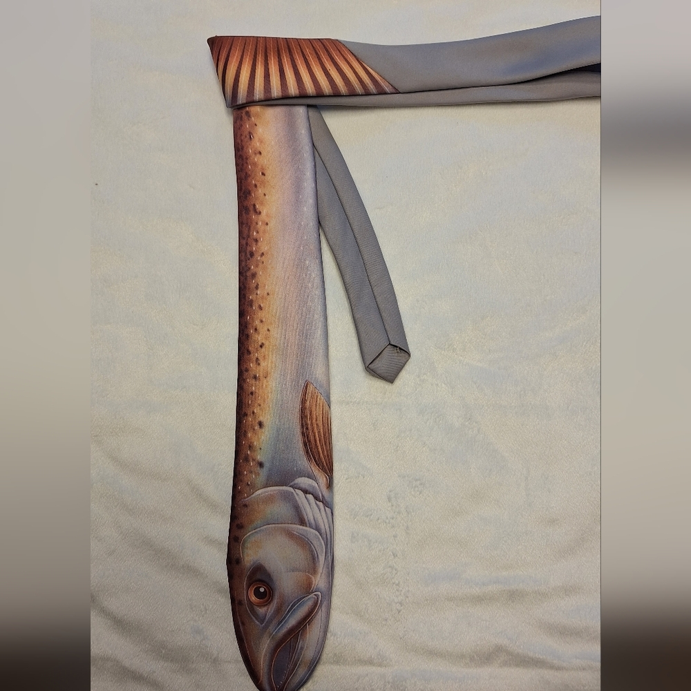 Realistic Fish Tie- Vintage! - Picture 2 of 9